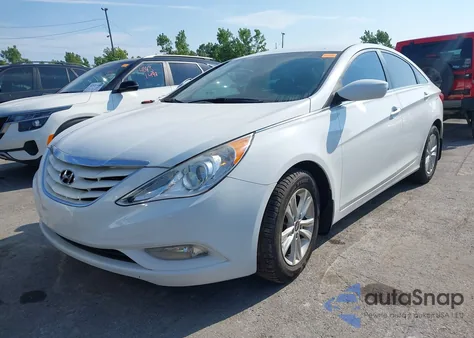 2013 Hyundai Sonata Gls z USA, uszkodzony, nr VIN 5NPEB4AC6DH770731